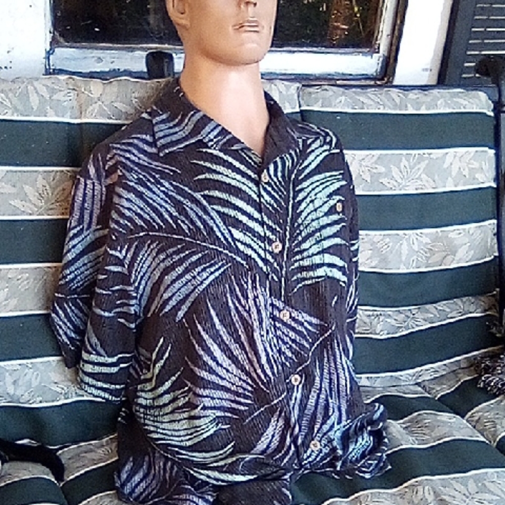 Tommy Bahama Men's Silk Hawaiian Shirt.